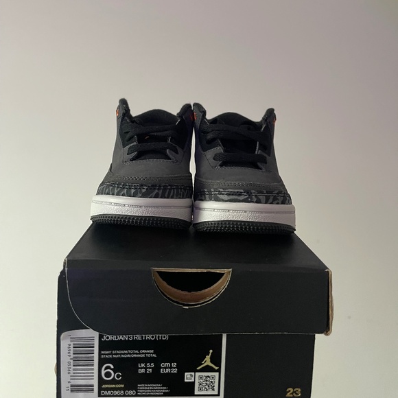 Jordan Retro 3 Toddler - Picture 2 of 6